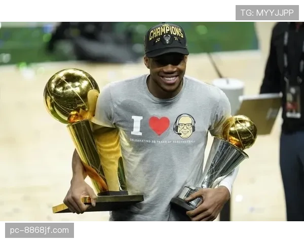 米德尔顿关键挡拆拉开空间 提升球队季后赛得分效率