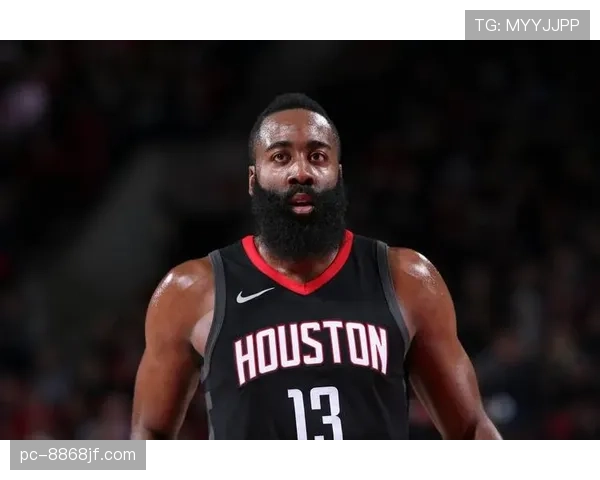 本·戈登无球跑动制造空位，三分效率领跑替补席