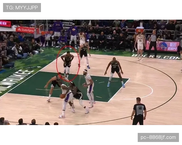 防守三秒违例是什么？一文看懂NBA特殊规则